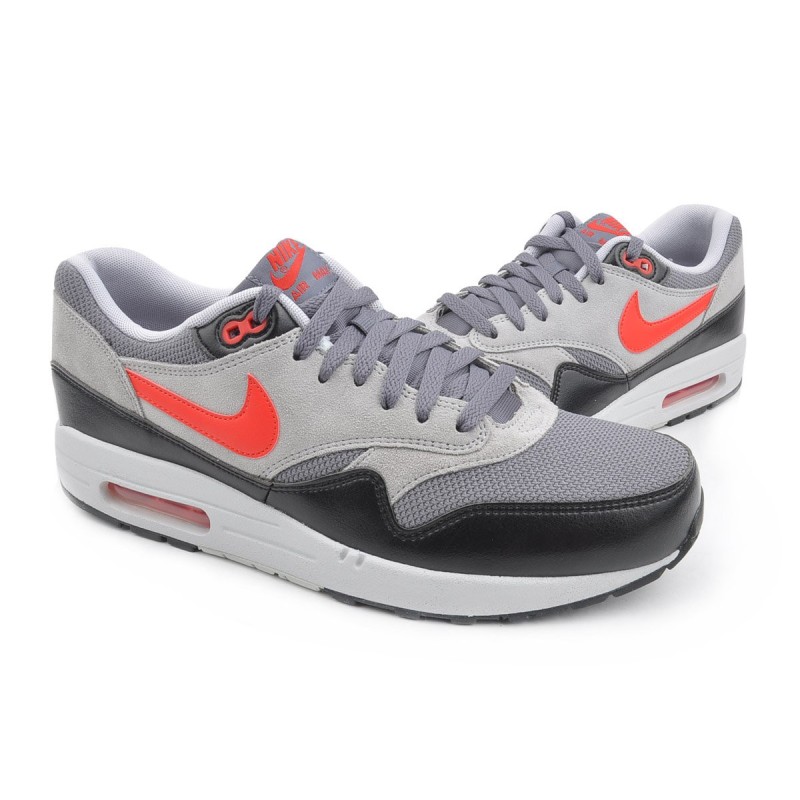 Nike Air Max 1 Essential Ref: 537383 125