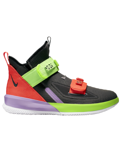 Baskets Nike LeBron Soldier XIII SFG  Hommes 4225-002