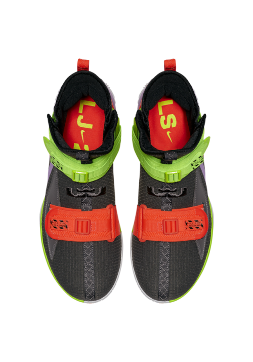 Baskets Nike LeBron Soldier XIII SFG  Hommes 4225-002