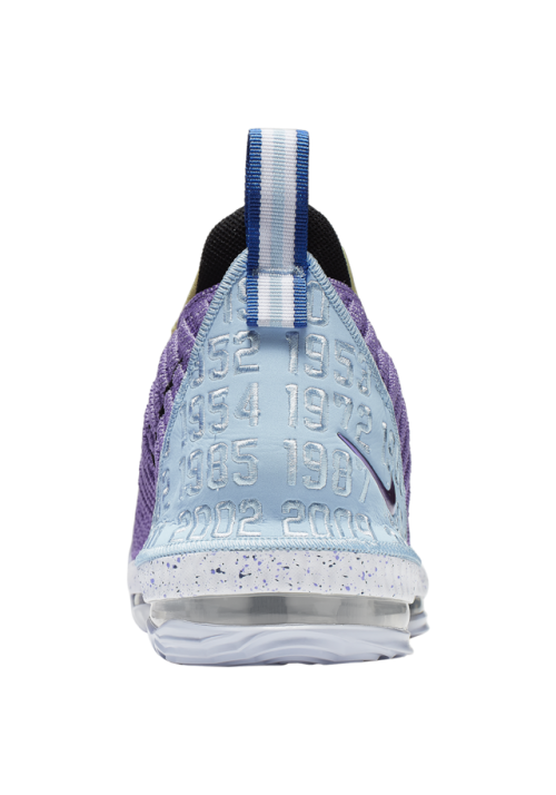 Chaussures Nike LeBron 16  Hommes 4765-500