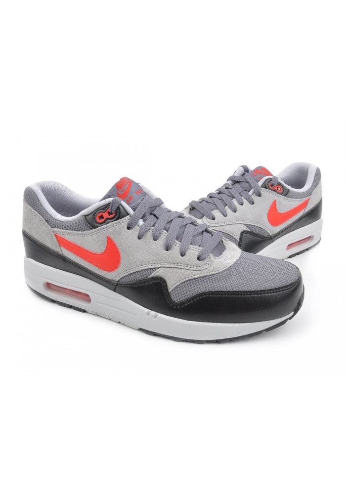 nike essential air max 1