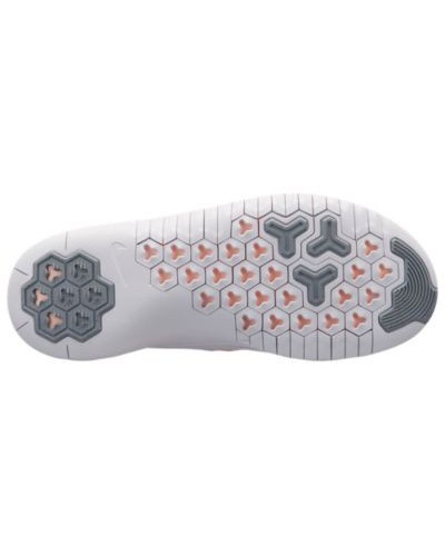 Basket Nike Free TR 8 Femme 42888-102