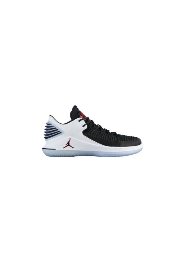 Basket Nike Air Jordan AJ XXXII Low Hommes A1256-002