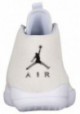 Basket Nike Air Jordan  Eclipse Chukka Hommes 81453-100