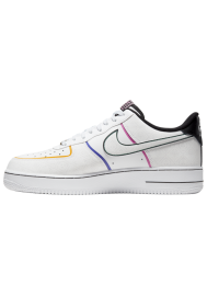 Baskets Nike Air Force 1 LV8 Hommes T1138-100