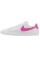 Chaussures de sport Nike Blazer Low Femme V9370-102