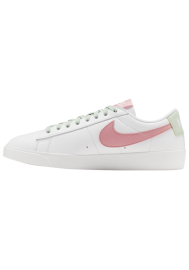 Baskets Nike Blazer Low Femme V9370-105