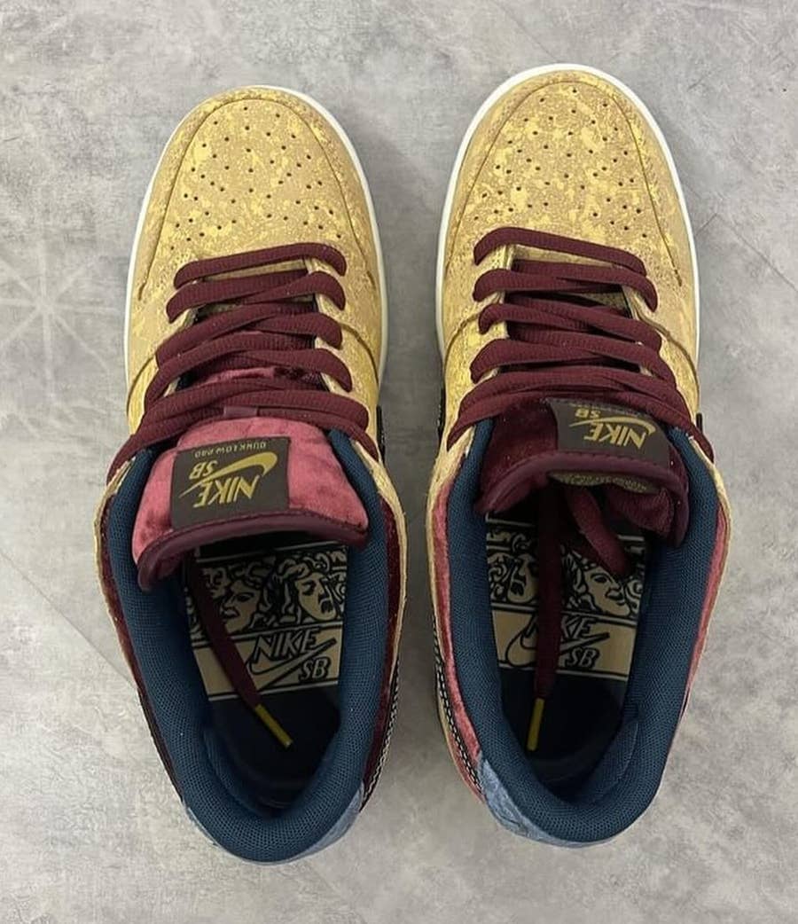 Nike SB Dunk Low City of Cinema
