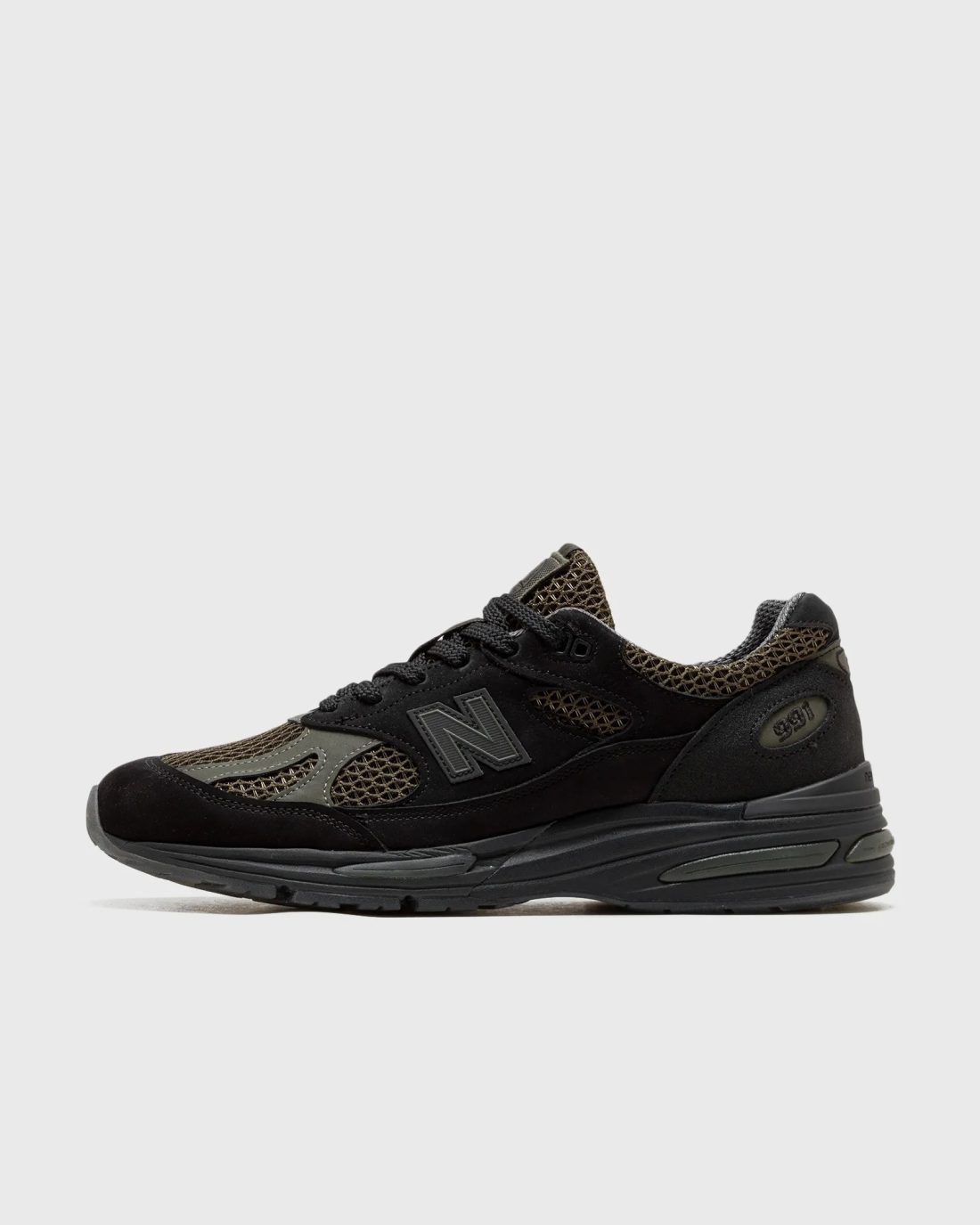 New Balance x Stone Island 991v2 - La Sneaker du Futur